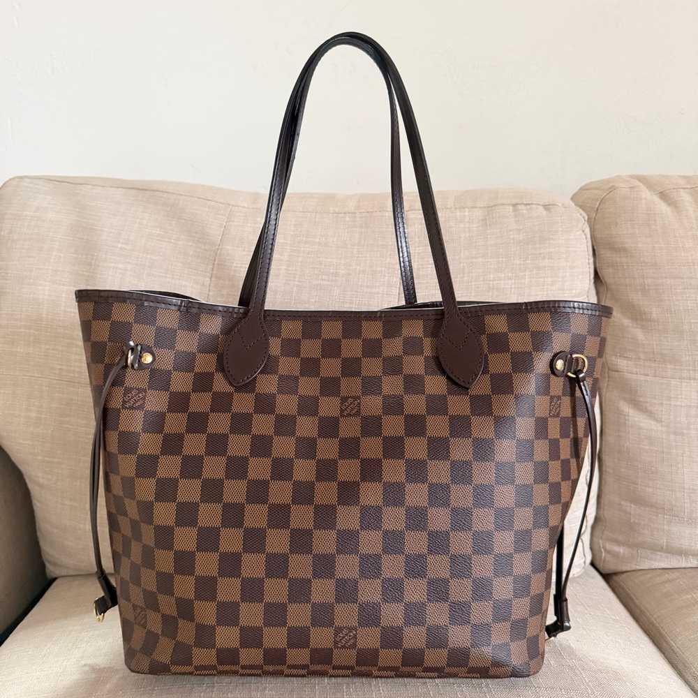 Louis Vuitton Neverfull MM